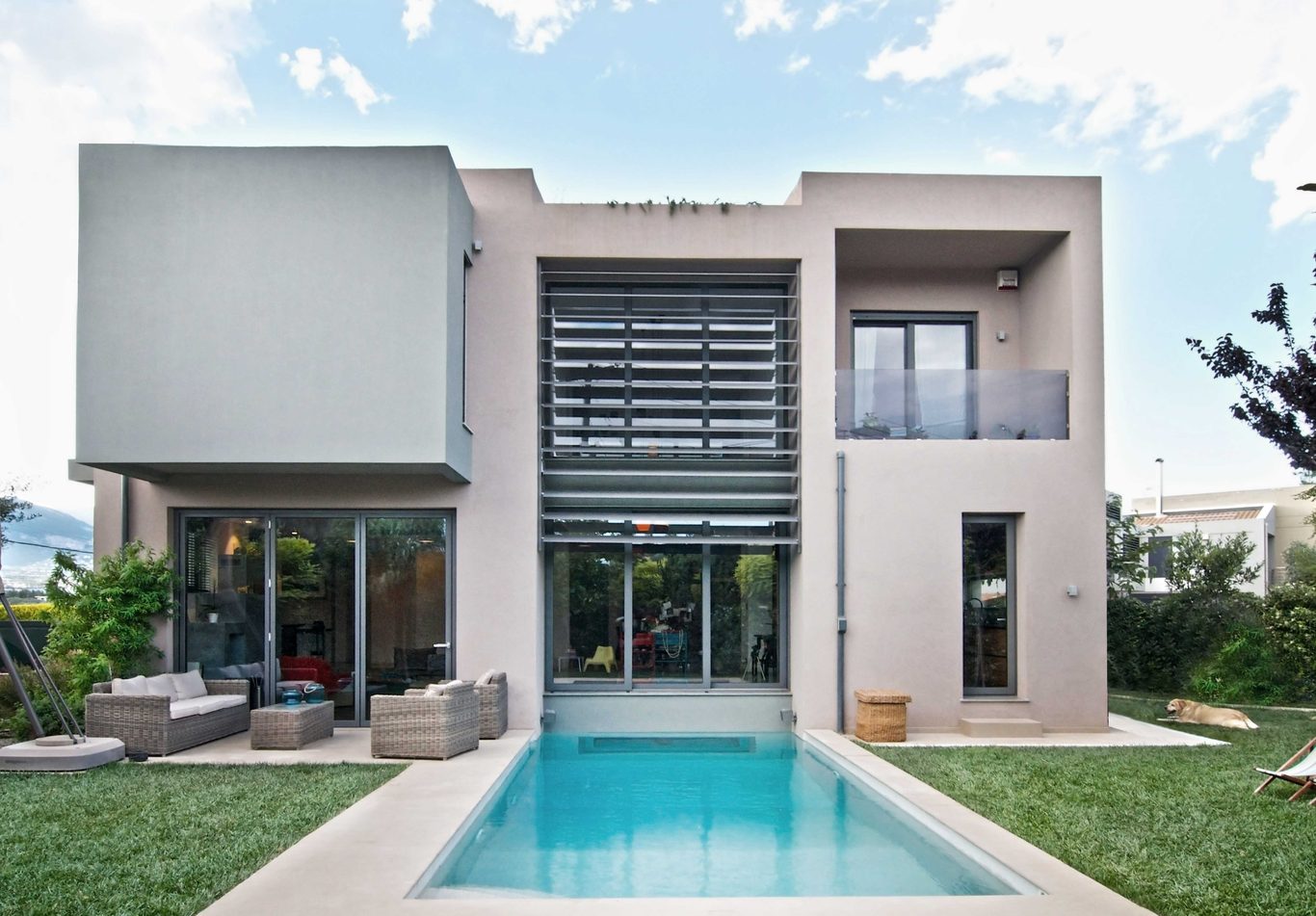 Private residence with pool, Athens — AKPRAXIS architecture and construction