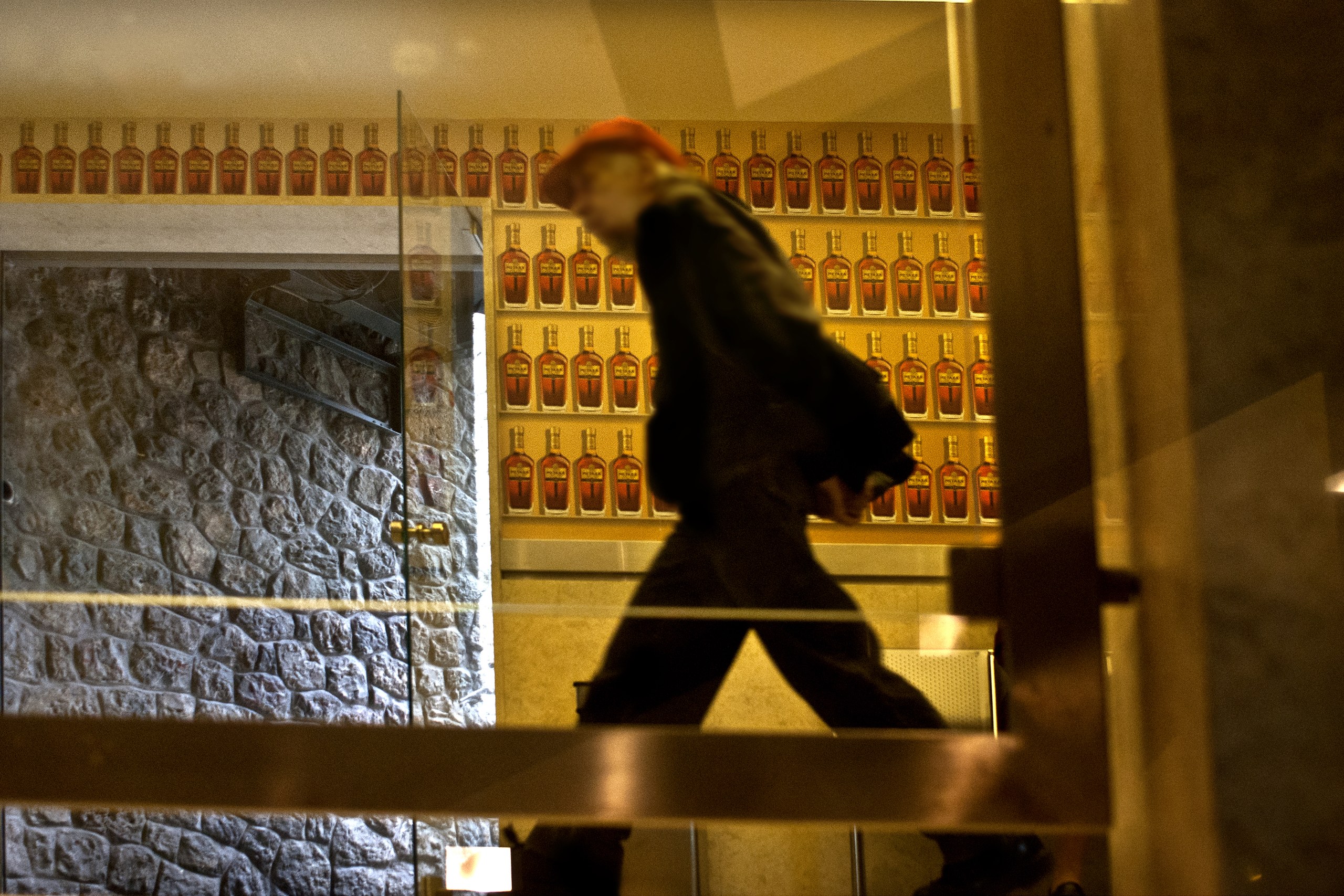 LY.00, Athens — AKPRAXIS (7)