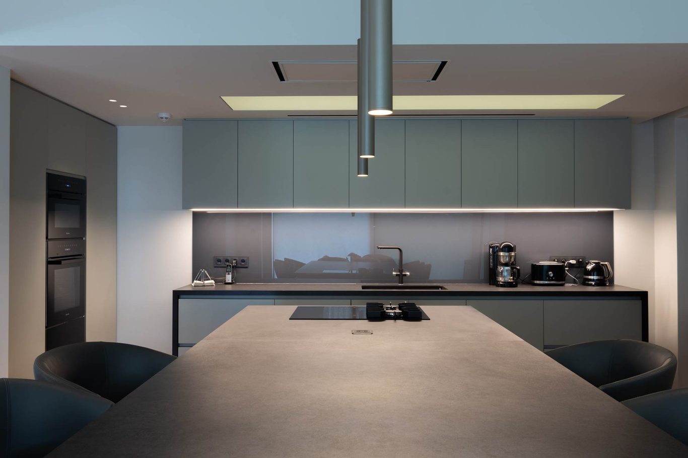 Avras 12 private residence, Athens — AKPRAXIS architecture and construction