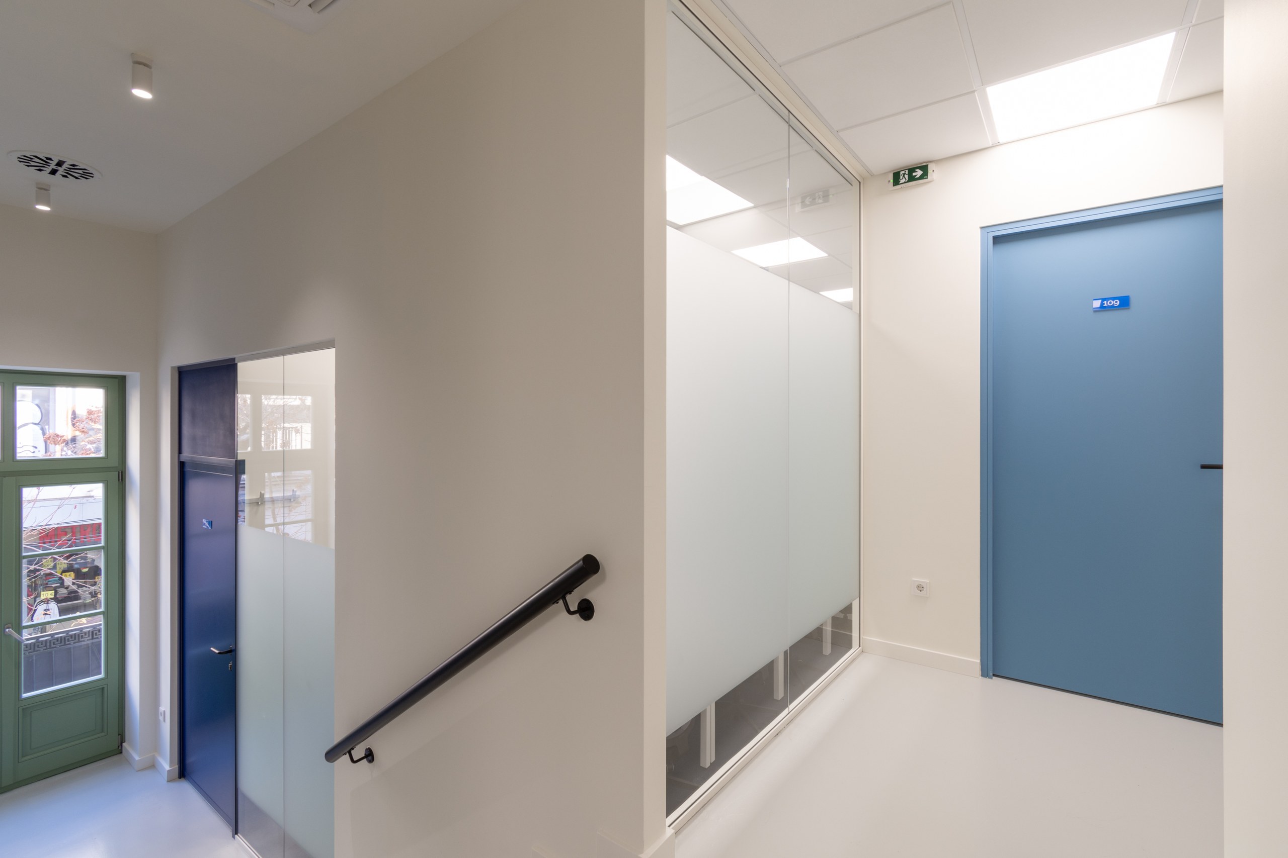 HQ.D2, Omonia — AKPRAXIS (18)
