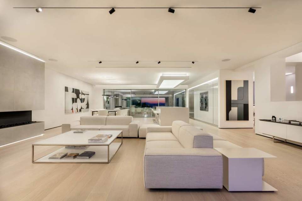 IR.29, Athens — AKPRAXIS (2)